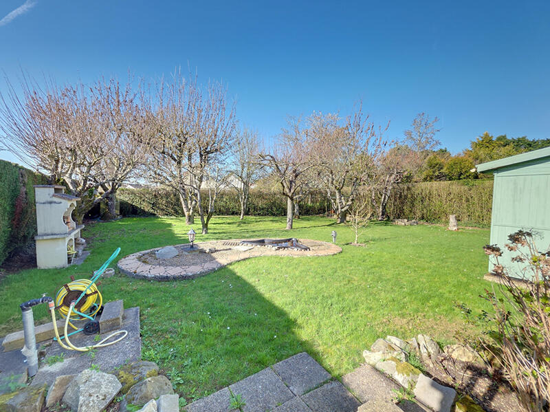 Maison - 100 m² - 6 pièces