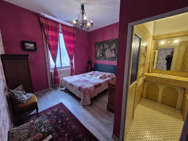 Maison - 442 m² - 13 pièces