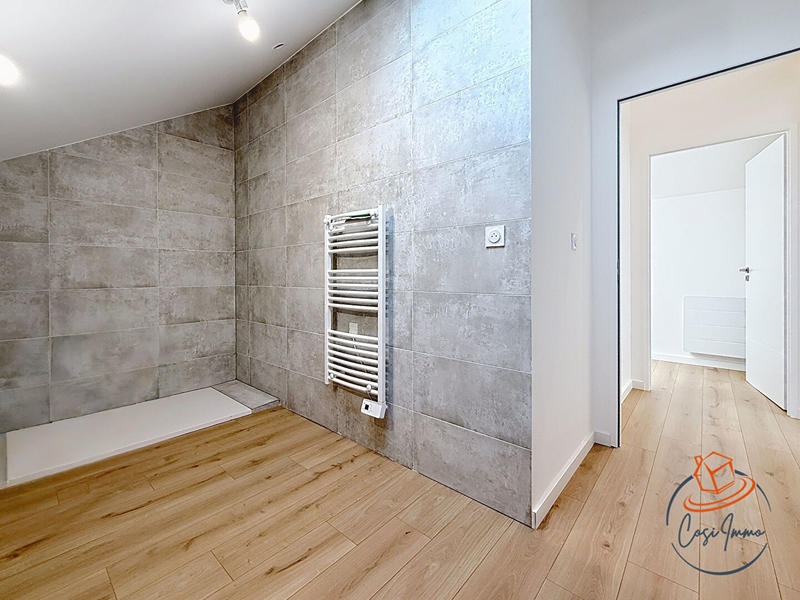 Maison de ville - 140 m² - 5 pièces