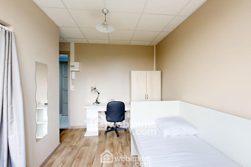 Appartement - 137 m² - 8 pièces