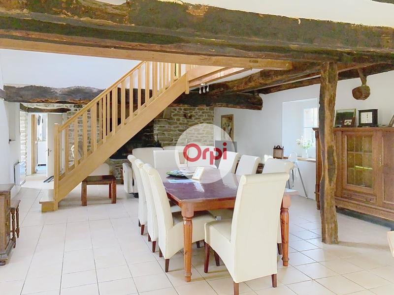 Maison - 90 m² - 5 pièces