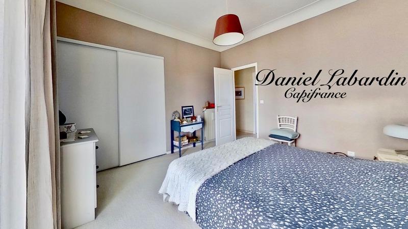 Villa - 188 m² - 6 pièces