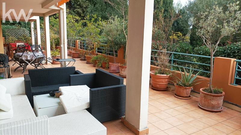 Viager - Appartement - 198 m² - 7 pièces