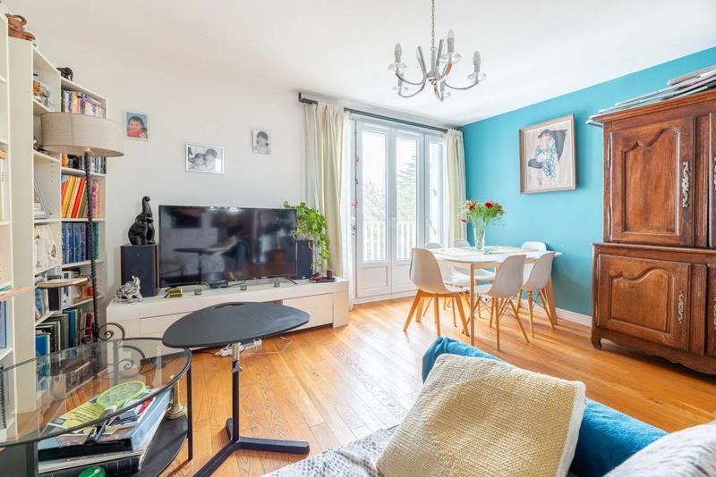 Appartement - 83 m² - 5 pièces