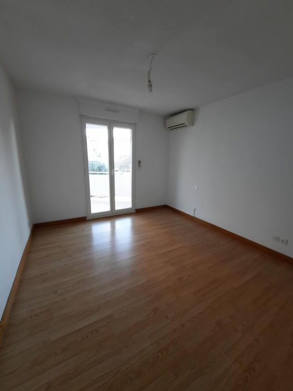 Appartement - 77 m² - 3 pièces