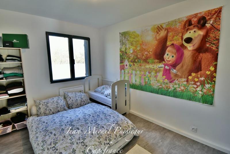 Maison - 140 m² - 5 pièces