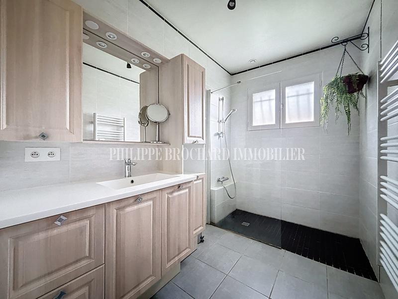 Maison - 91 m² - 5 pièces