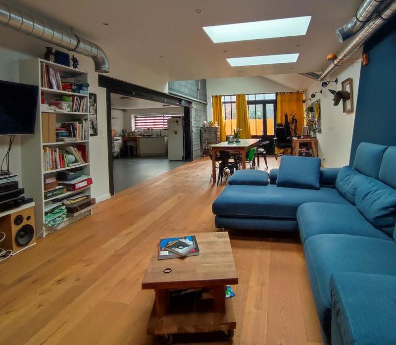 Loft - 251 m² - 5 pièces