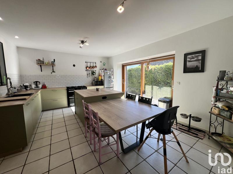 Maison - 166 m² - 4 pièces