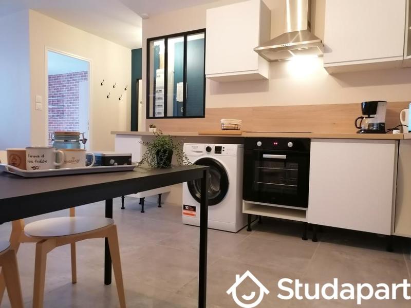 Chambre - 11 m² - 1 pièce