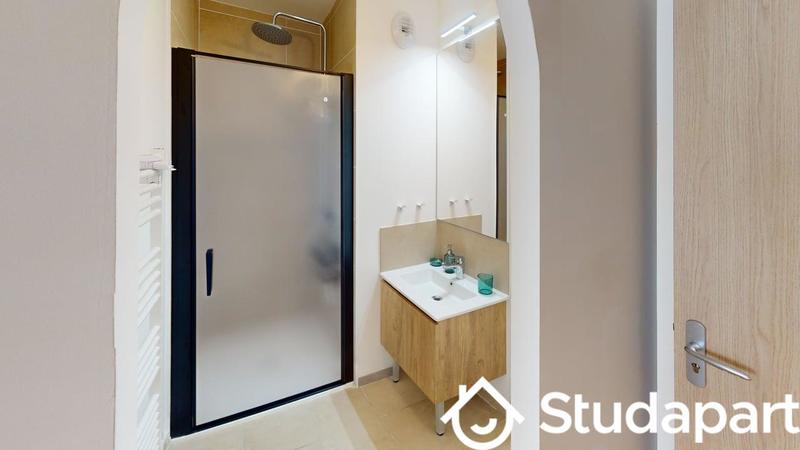 Chambre - 16 m² - 1 pièce