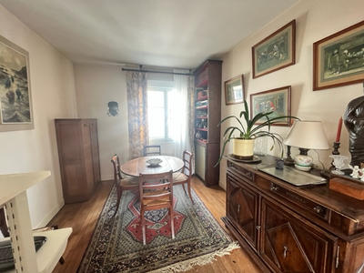 Appartement - 112 m² - 5 pièces