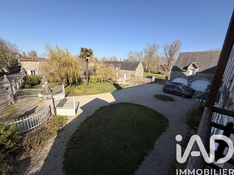 Maison - 260 m² - 11 pièces