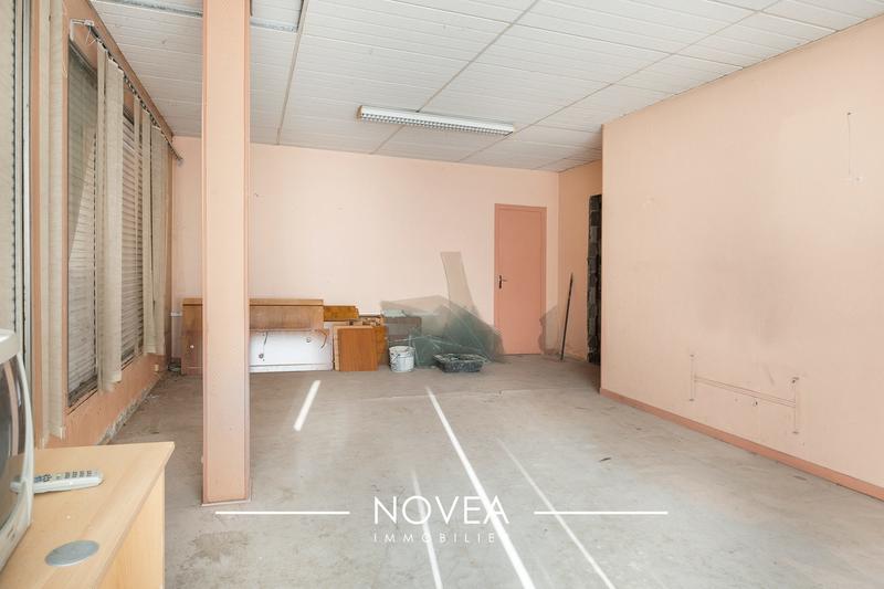 Maison - 270 m² - 5 pièces