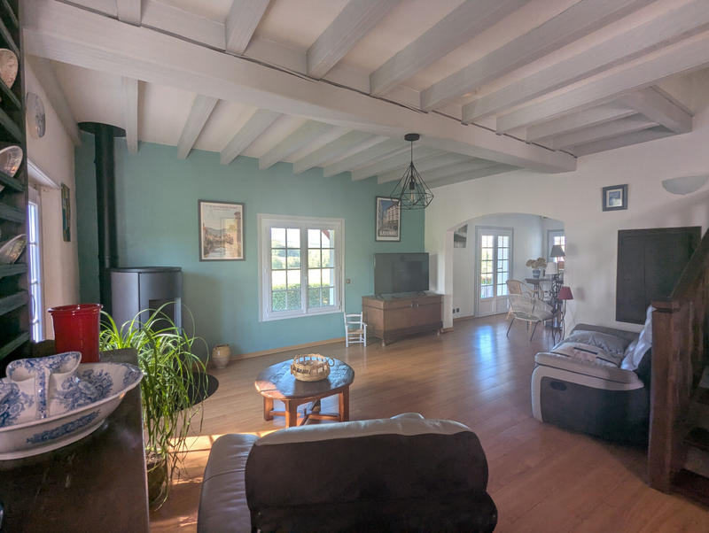 Maison - 148 m² - 6 pièces