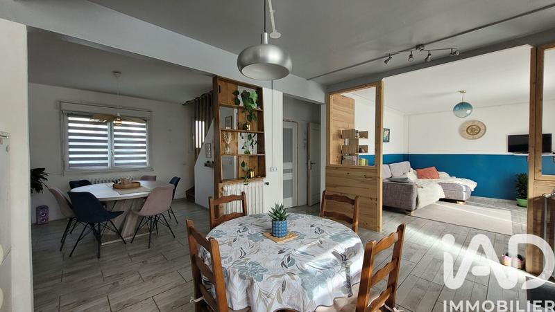 Maison - 94 m² - 4 pièces