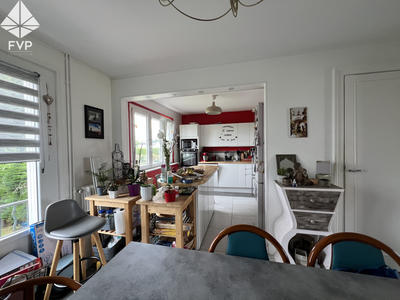 Maison - 92 m² - 4 pièces