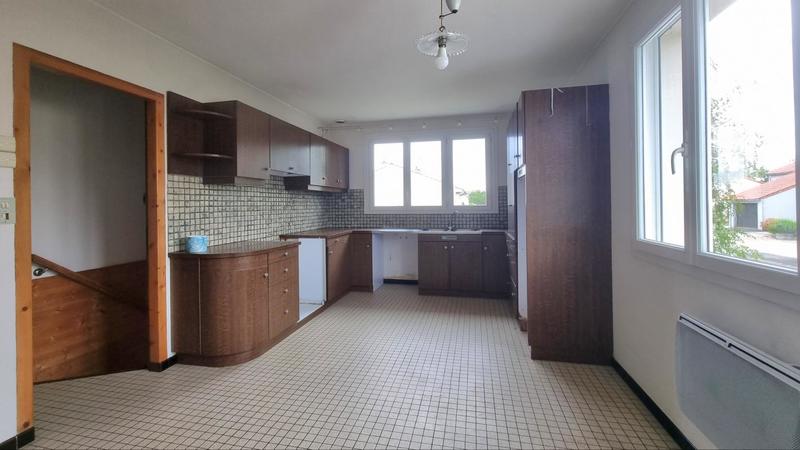 Pavillon - 150 m² - 7 pièces