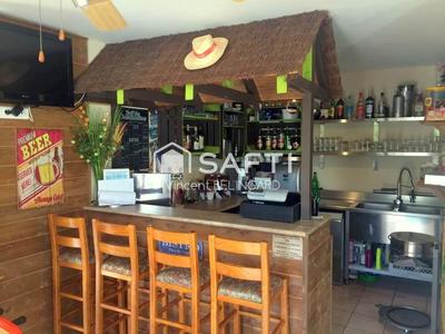 Local commercial - 950 m² - 43 pièces