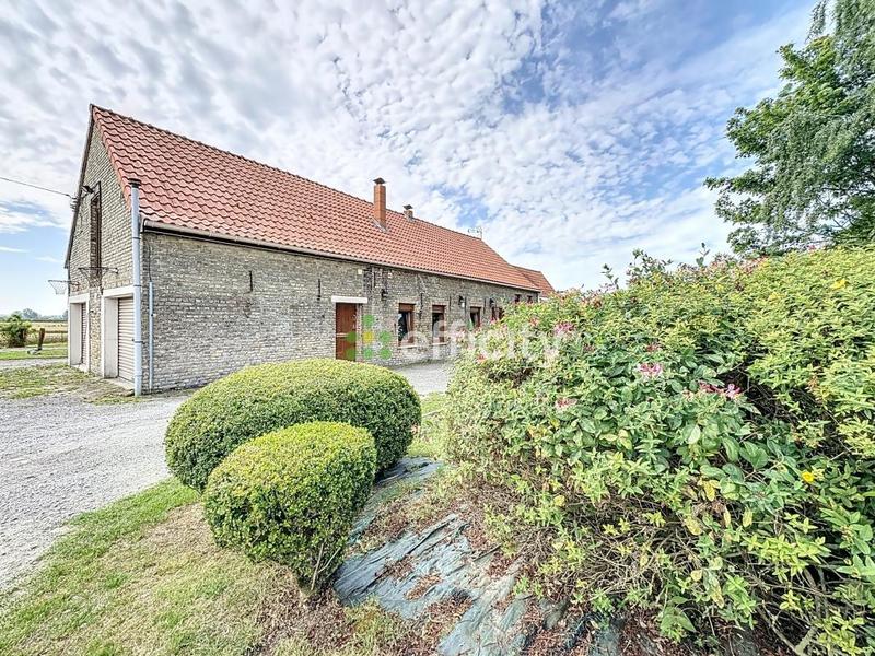 Corps de ferme - 210 m² - 5 pièces