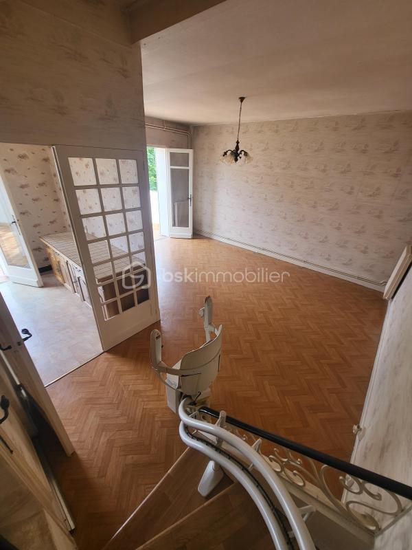 Maison - 95 m² - 4 pièces