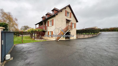 Maison - 143 m² - 7 pièces