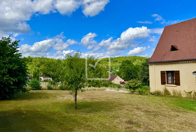 Maison - 180 m² - 7 pièces