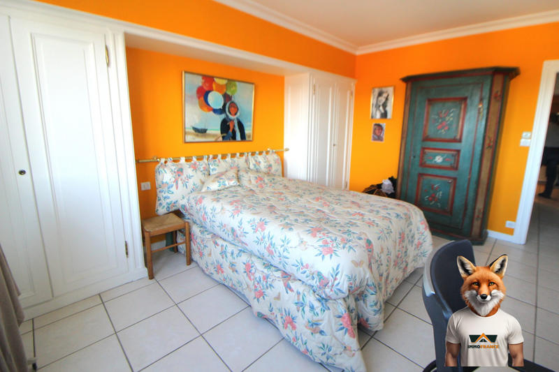 Appartement - 192 m² - 5 pièces