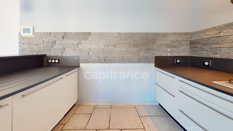 Maison - 179 m² - 7 pièces