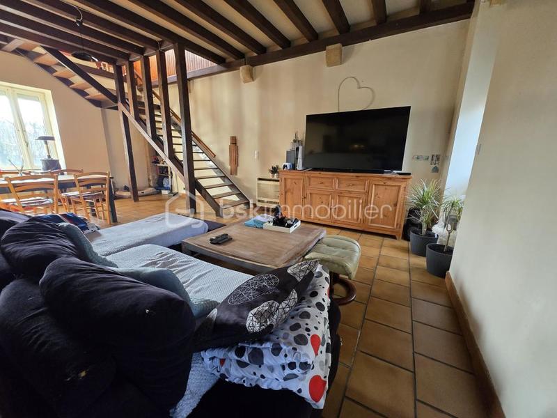 Maison en pierre - 400 m² - 14 pièces