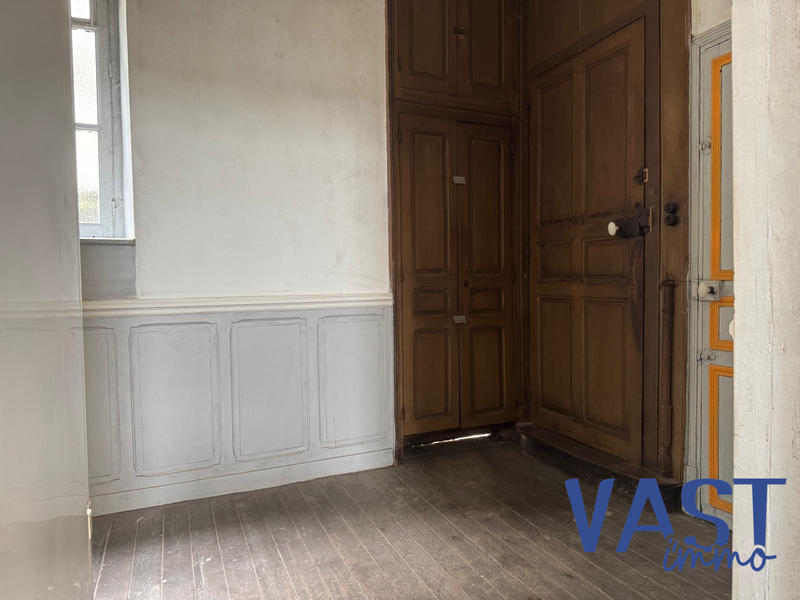 Maison ancienne - 226 m² - 7 pièces