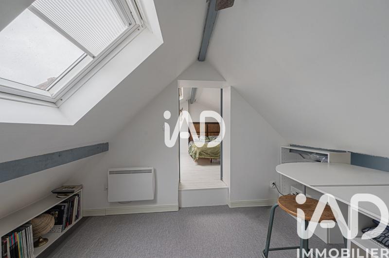 Maison - 99 m² - 5 pièces