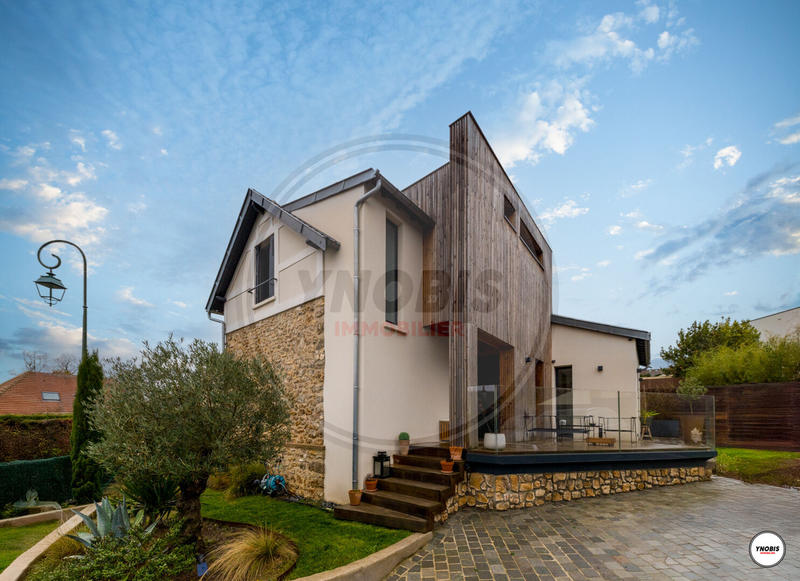 Maison - 100 m² - 5 pièces