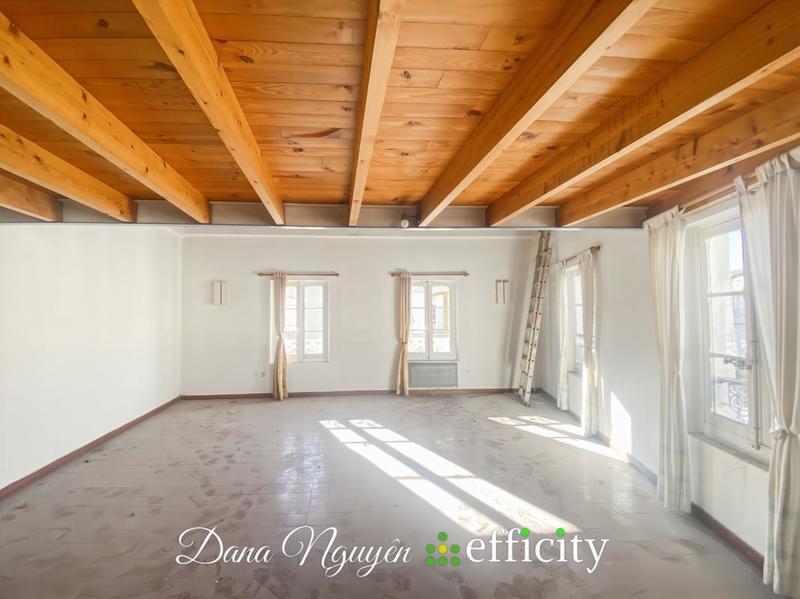 Immeuble - 177 m² - 9 pièces