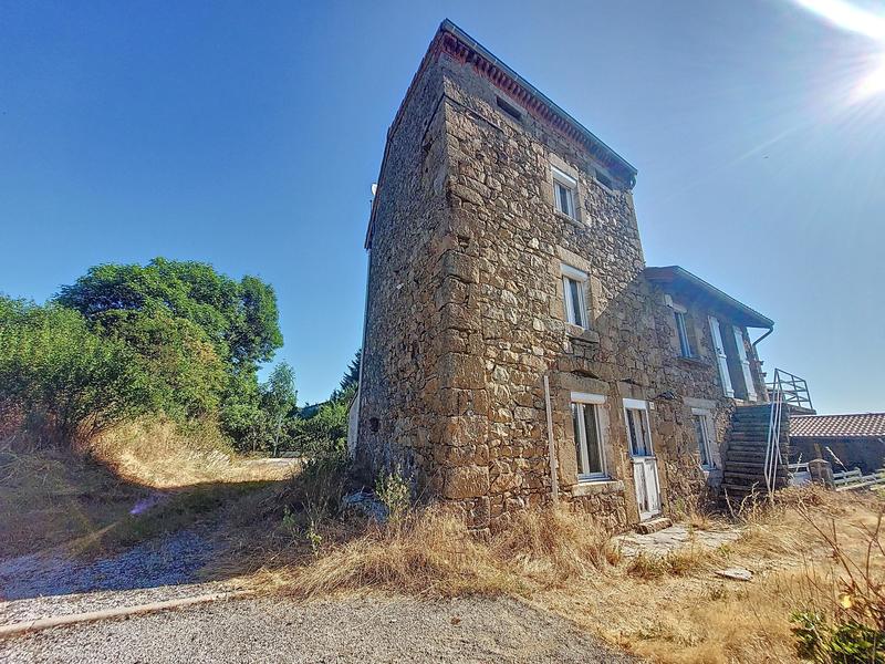 Maison en pierre - 106 m² - 5 pièces