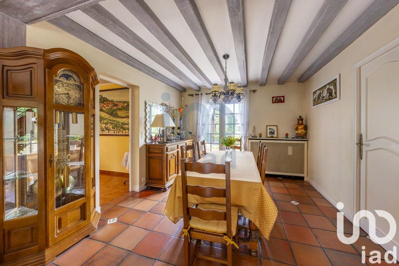 Maison - 195 m² - 8 pièces