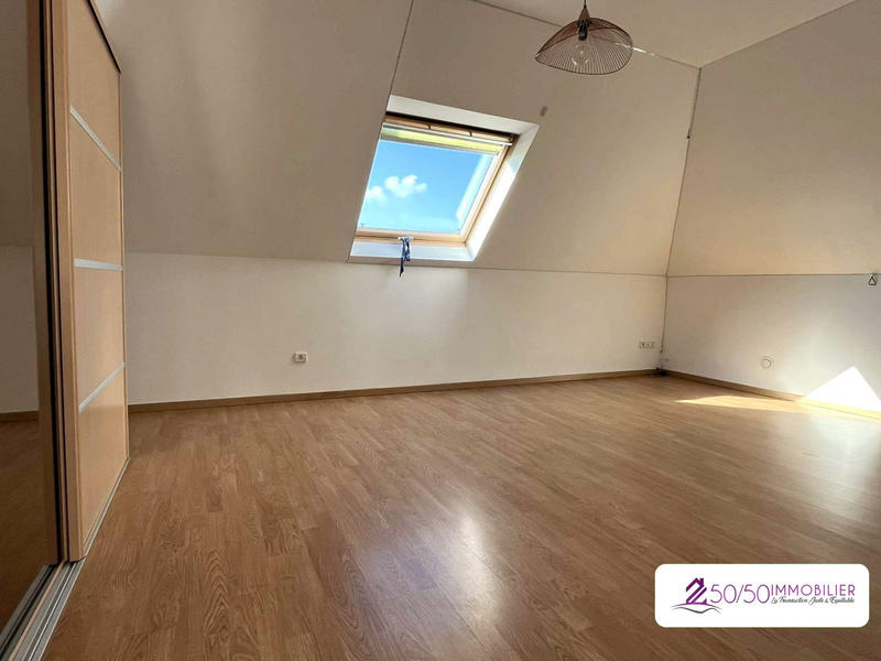 Maison contemporaine - 190 m² - 7 pièces