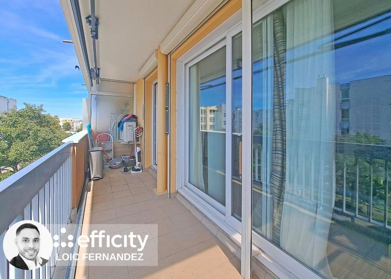 Appartement - 104 m² - 5 pièces