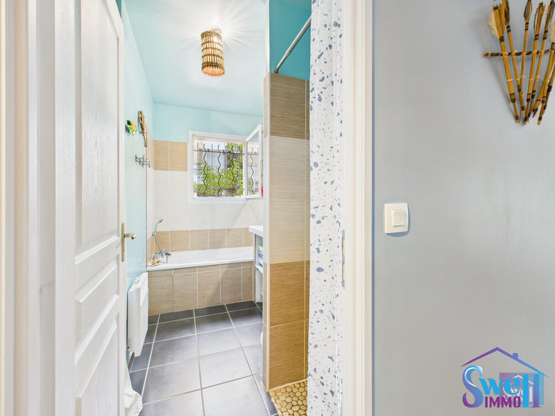 Maison contemporaine - 84 m² - 4 pièces