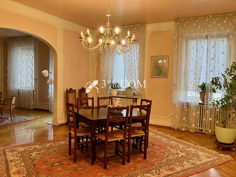 Immeuble - 320 m² - 10 pièces