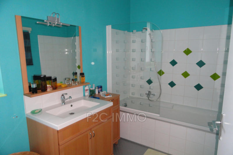 Appartement - 94 m² - 4 pièces