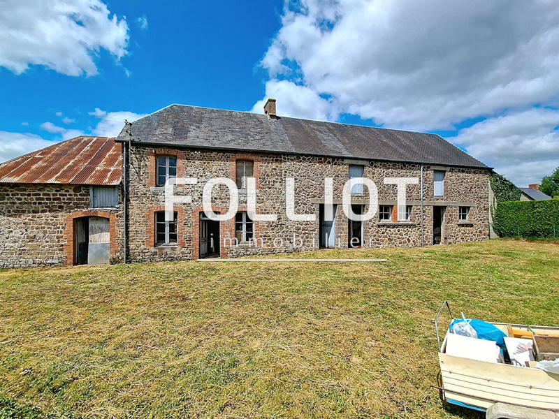 Maison - 200 m² - 2 pièces