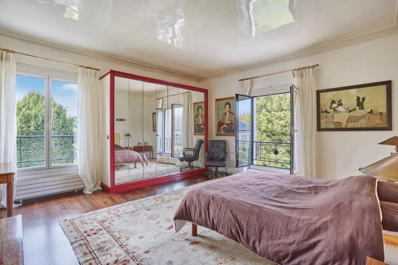 Maison - 400 m² - 10 pièces