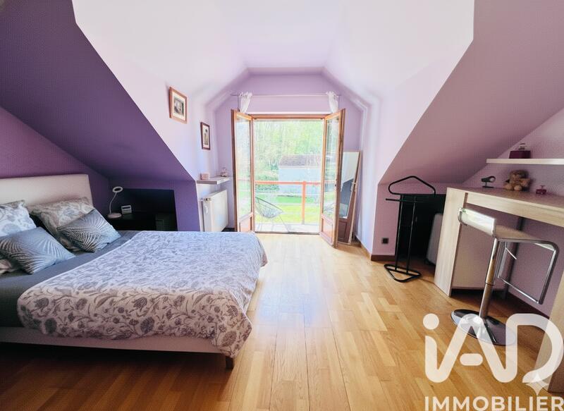 Maison - 209 m² - 8 pièces