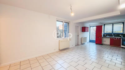 Maison de ville - 125 m² - 4 pièces
