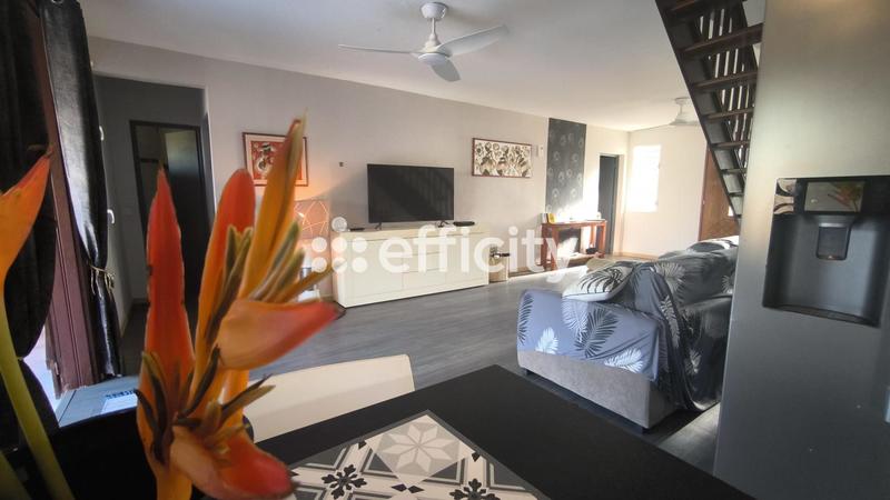 Maison - 104 m² - 5 pièces