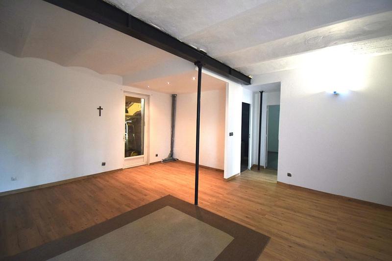 Moulin - 330 m² - 7 pièces