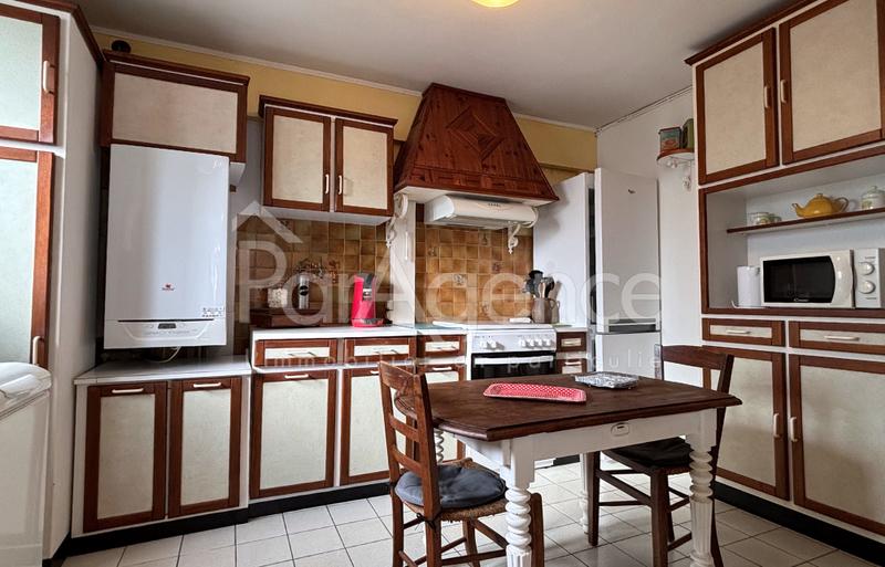 Maison - 175 m² - 6 pièces