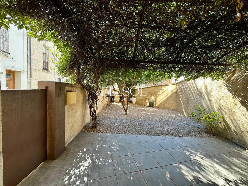 Maison - 458 m² - 7 pièces