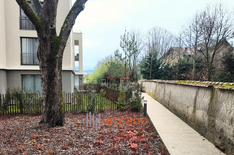 Appartement - 96 m² - 4 pièces